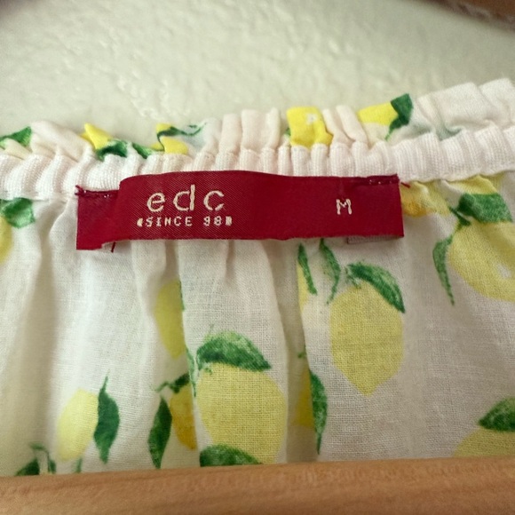 EDC Lemon Print V-Neck Cotton Blouse - Picture 3 of 5